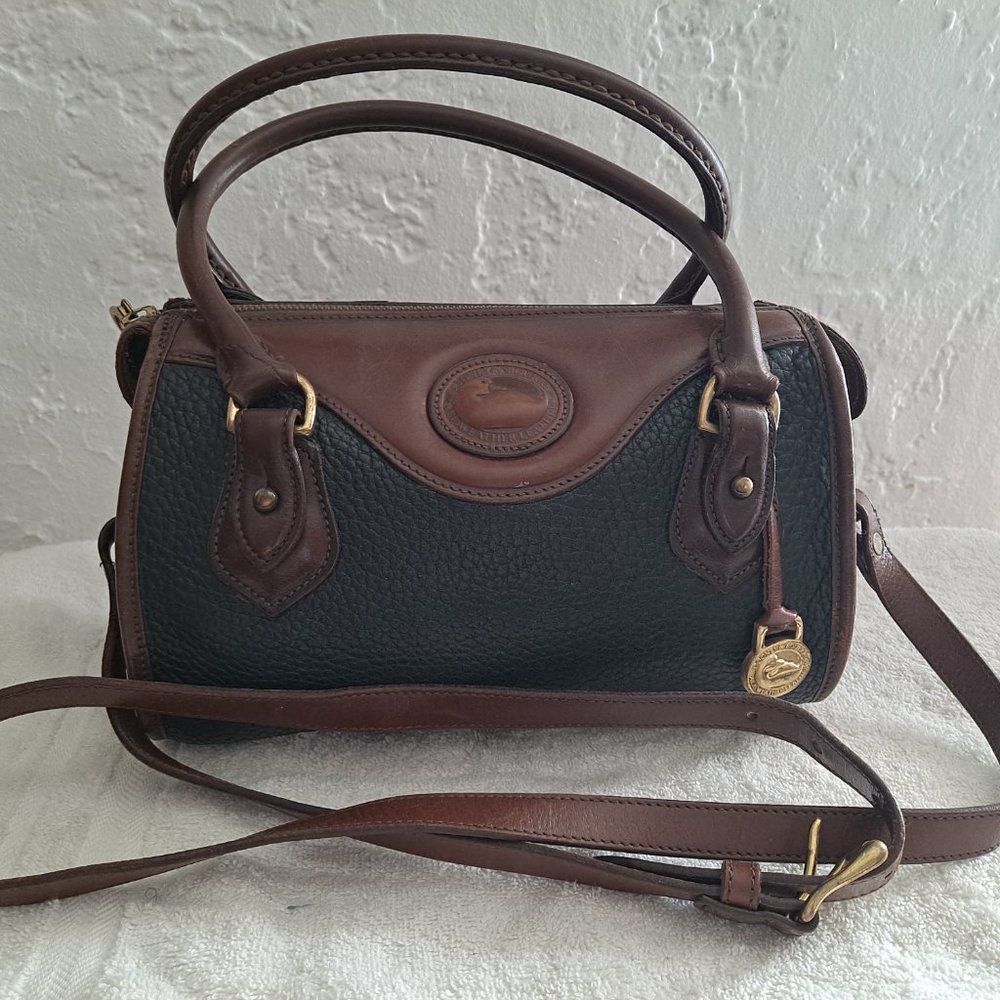 Dooney Bourke Purse Hang bag